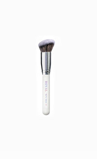Royal cosmetics buff n blend brush