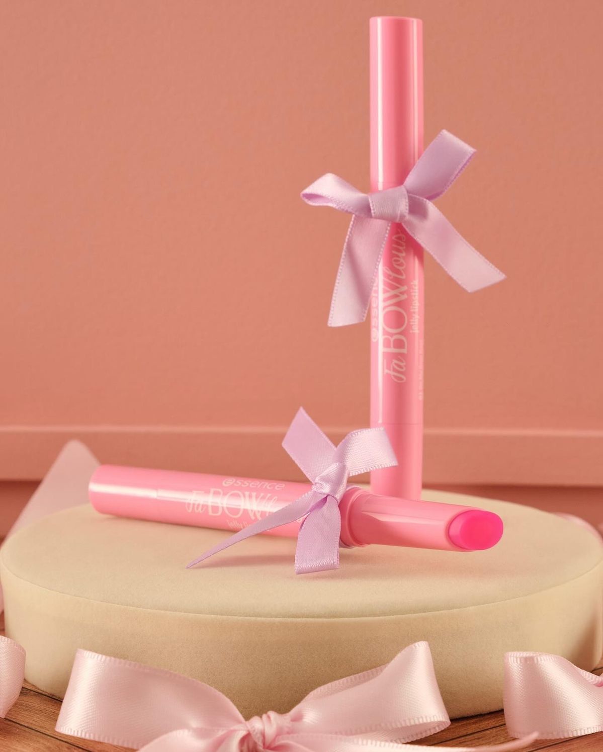 Essence bow jelly lipstick